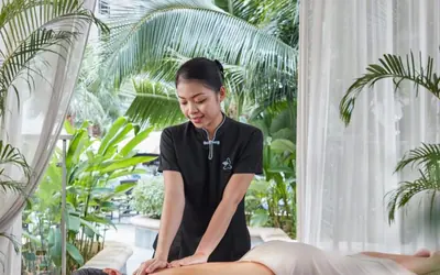Therapist giving a Swedish massage at Chameli Spa, Al Rashidiya